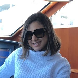 Meet your Posher, Solimar